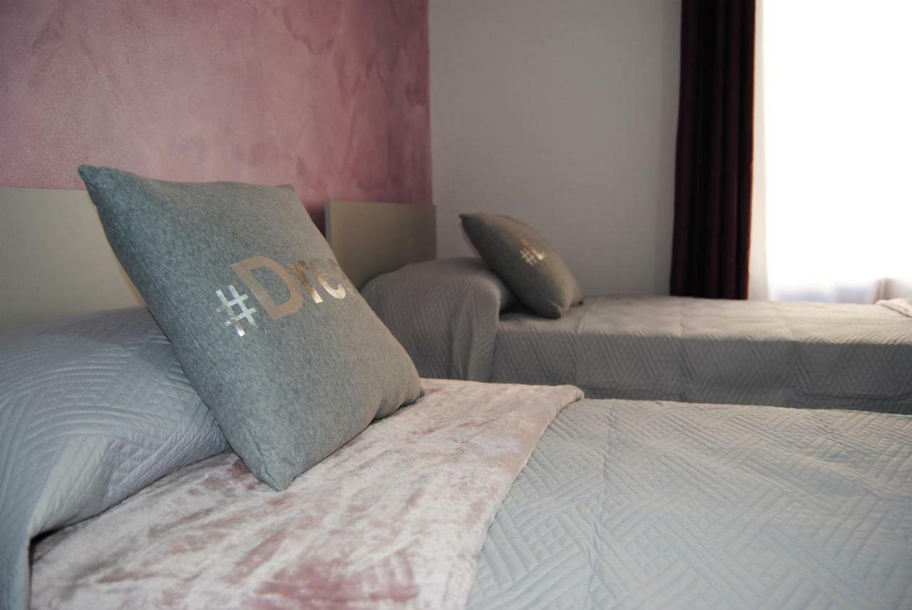B&B Kenzia Olbia Ngoại thất bức ảnh