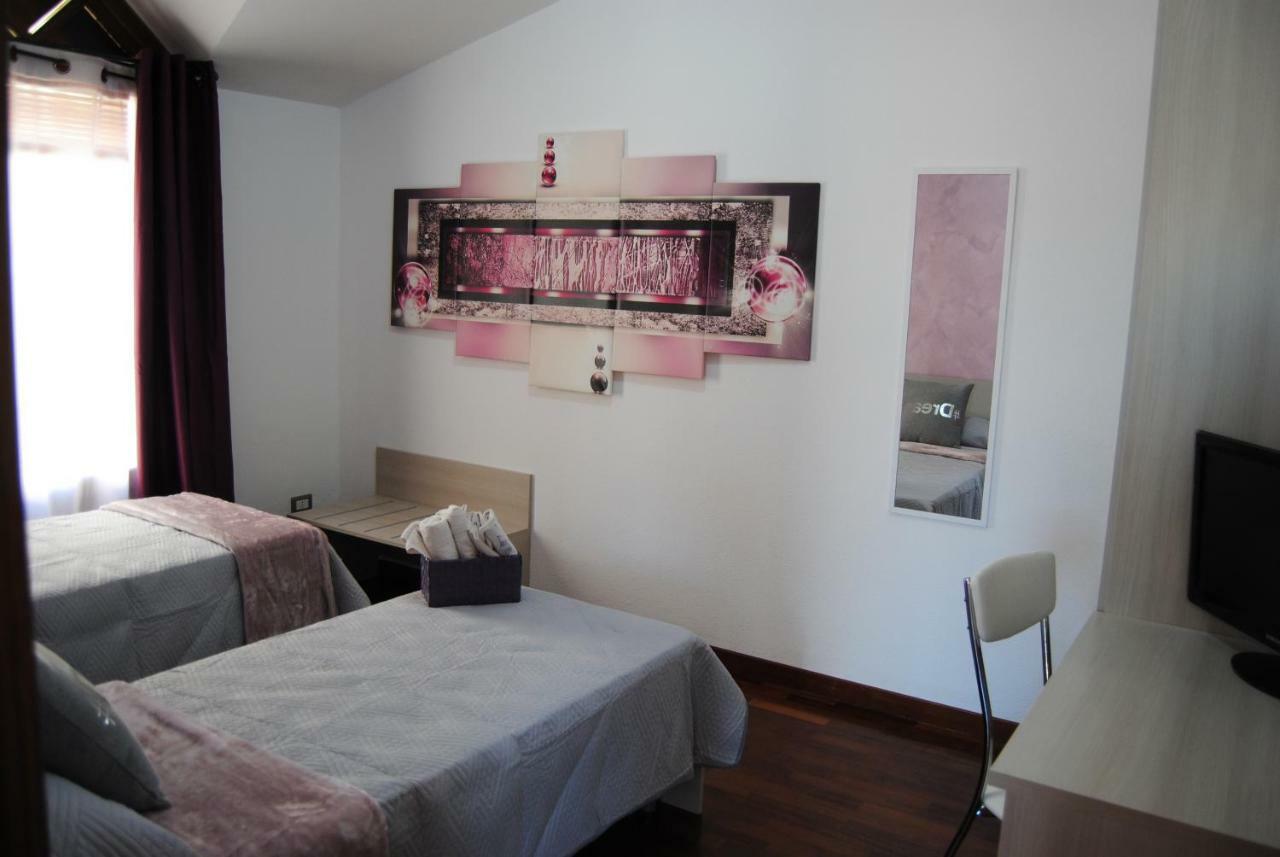 B&B Kenzia Olbia Ngoại thất bức ảnh
